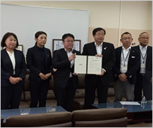 寄付金贈呈式を行いました。