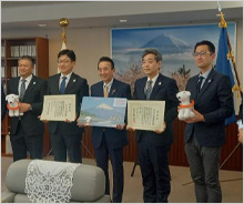 寄付金贈呈式を行いました。