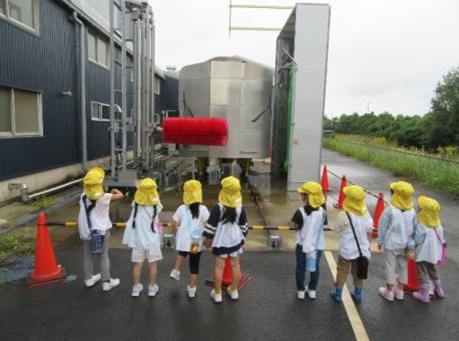 三重県の子どもたちを応援する取組に活用しました。